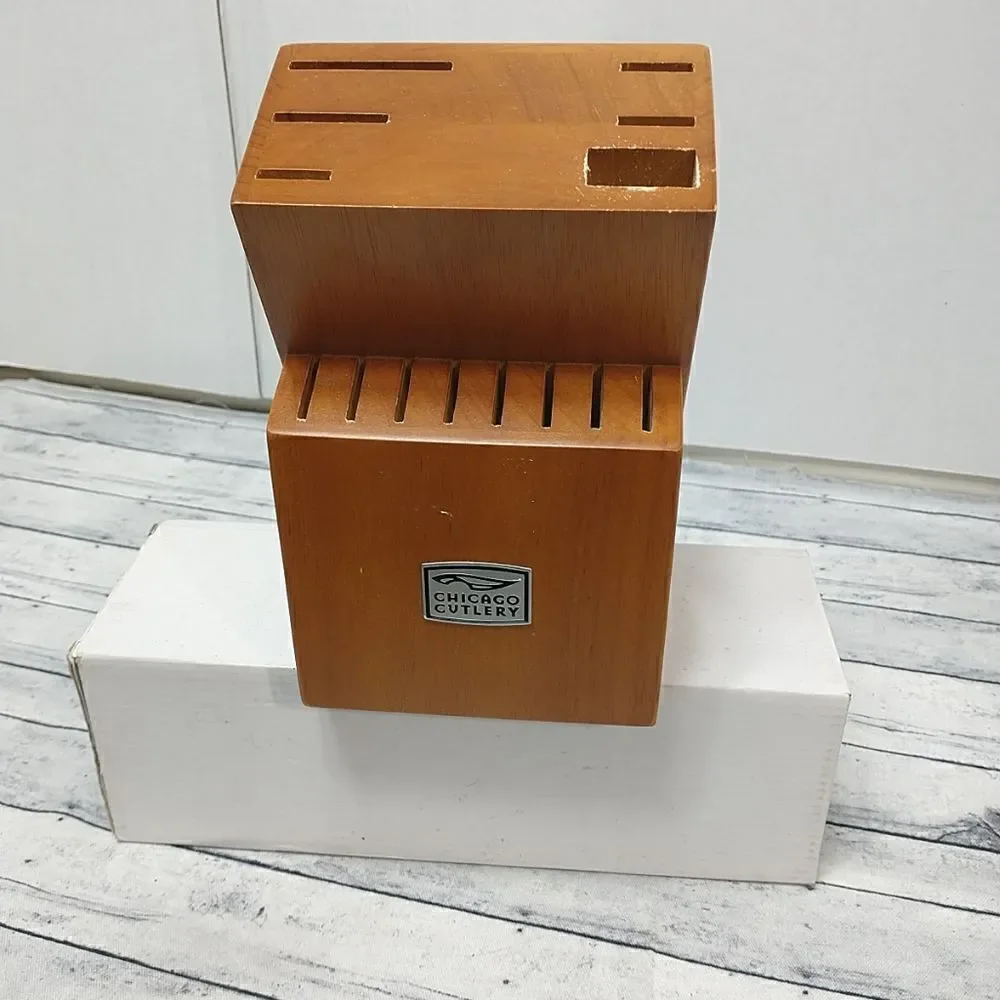 Chicago Cutlery Oak Wooden Knife Block 14 Slots Vintage. Condition is Used.